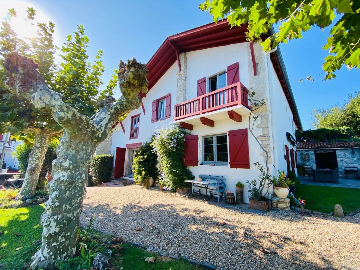 Palomar, Duplex De Charme 80m2 - 2 Ch - 2 Sdb - Parking Et Terrasse * Saint-Jean-de-Luz